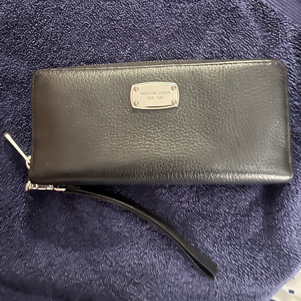 Michael Kors Black Leather Wristlet Wallet